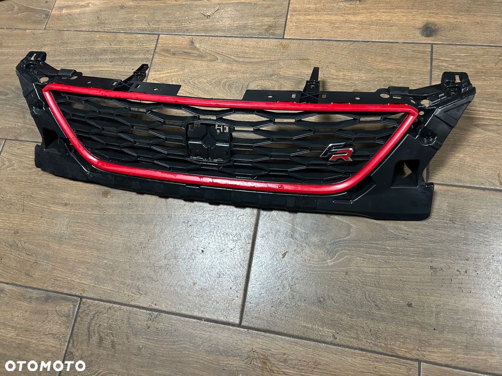SEAT LEON III 3 5F FR 12-16 GRILL ATRAPA ORG - 2