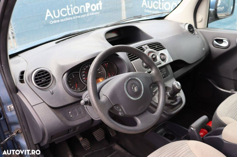 Renault Kangoo 1.6 16V 105 Privilege - 9