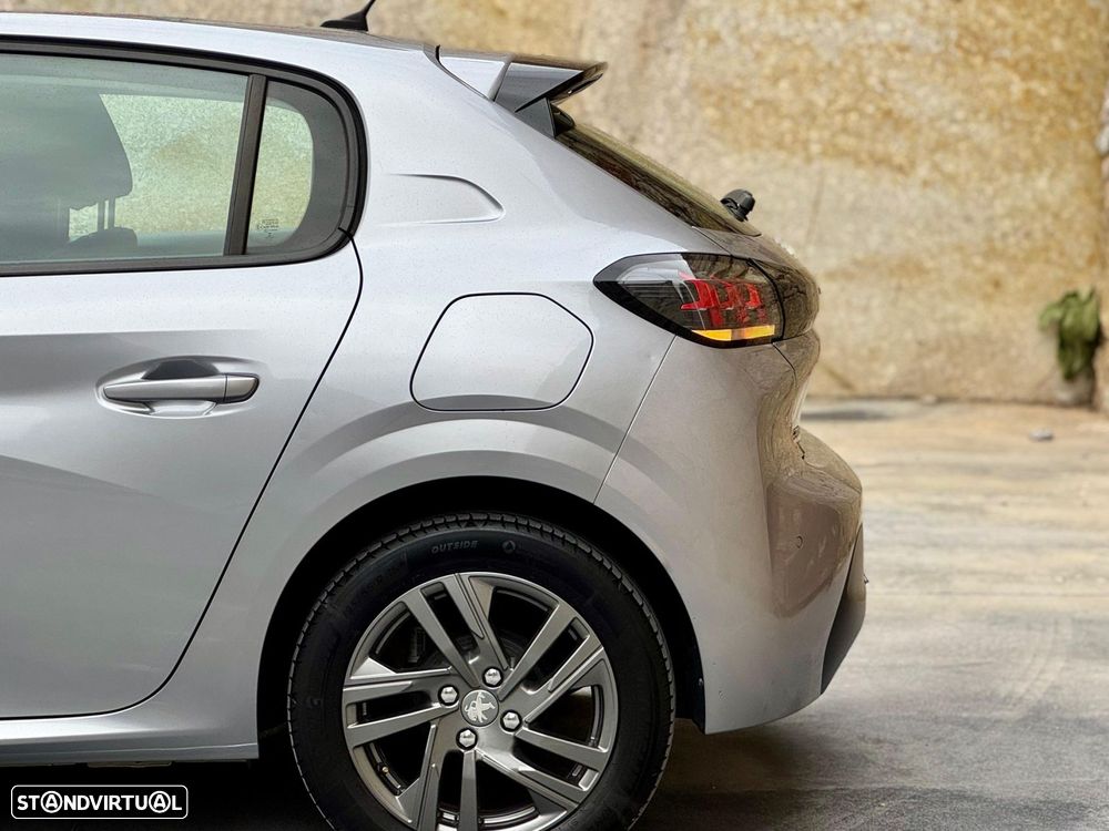 Peugeot 208 1.2 PureTech Active Pack - 18