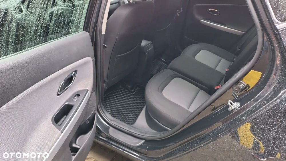 Kia Ceed 1.6 CRDi 128 Dream Team Edition - 10