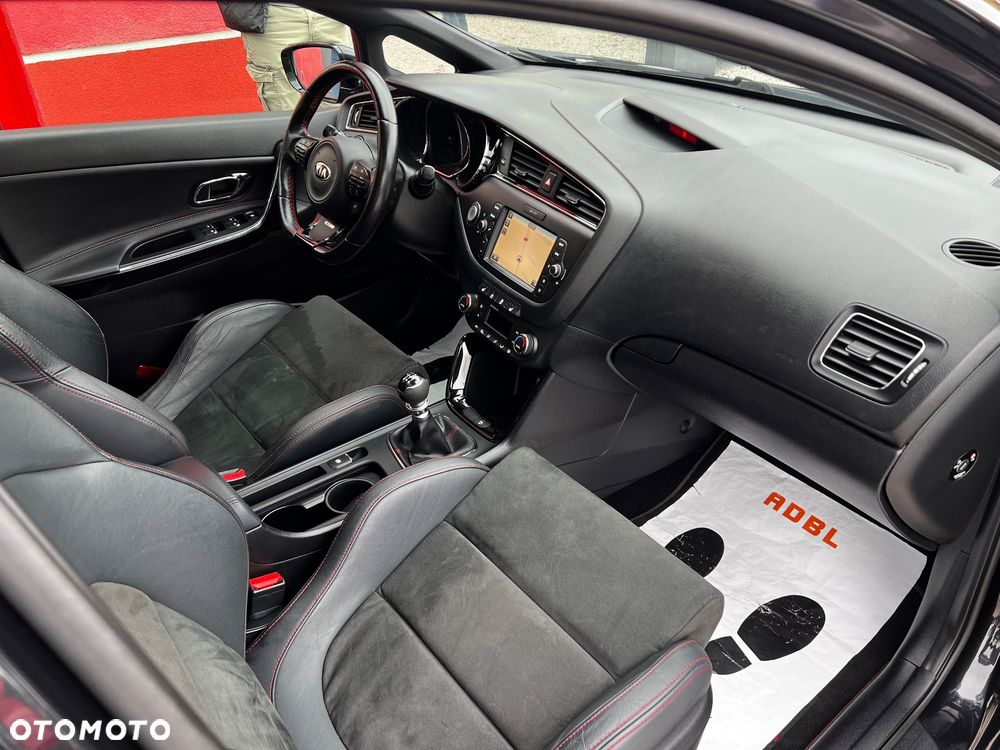 Kia Ceed 1.6 T-GDI GT-Challenge - 27