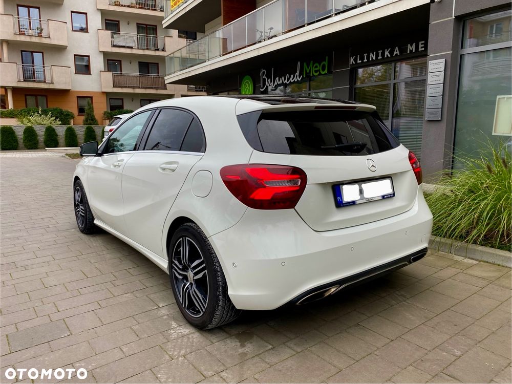 Mercedes-Benz Klasa A 180 7G-DCT Urban - 12
