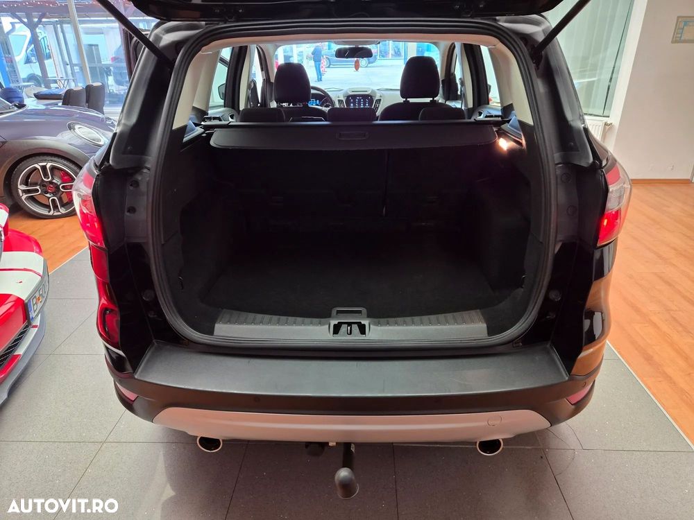 Ford Kuga 2.0 TDCi 4WD Powershift Titanium - 13