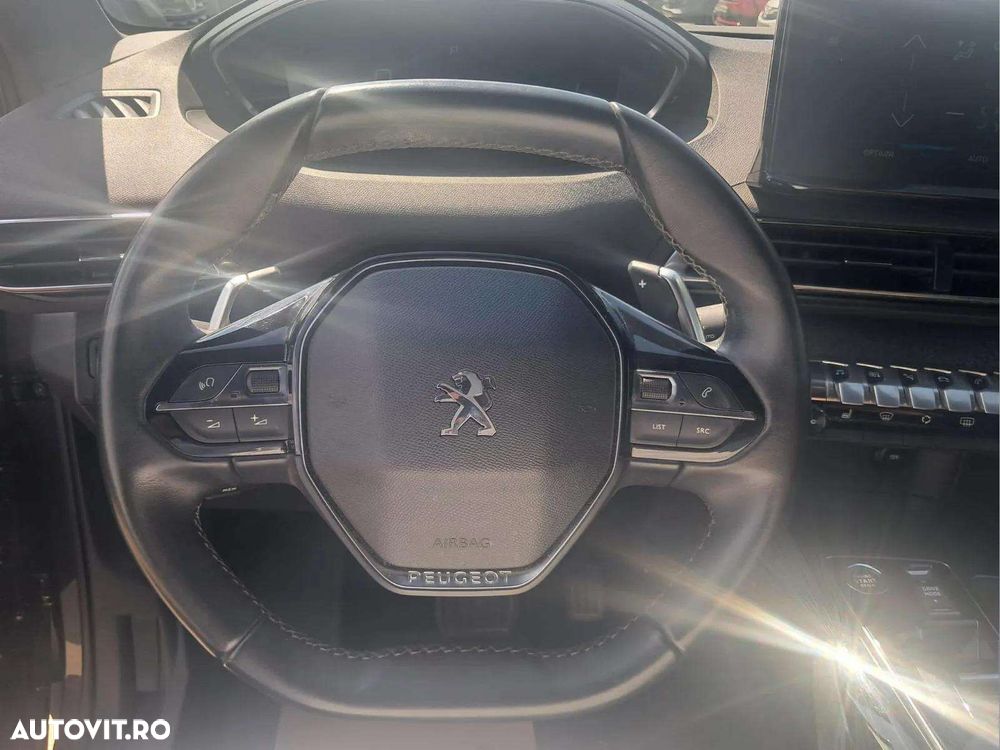 Peugeot 3008 1.2 PureTech S&S EAT8 Allure - 15