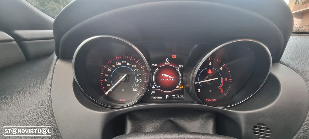 Jaguar XE 20d Aut. R-Sport - 10