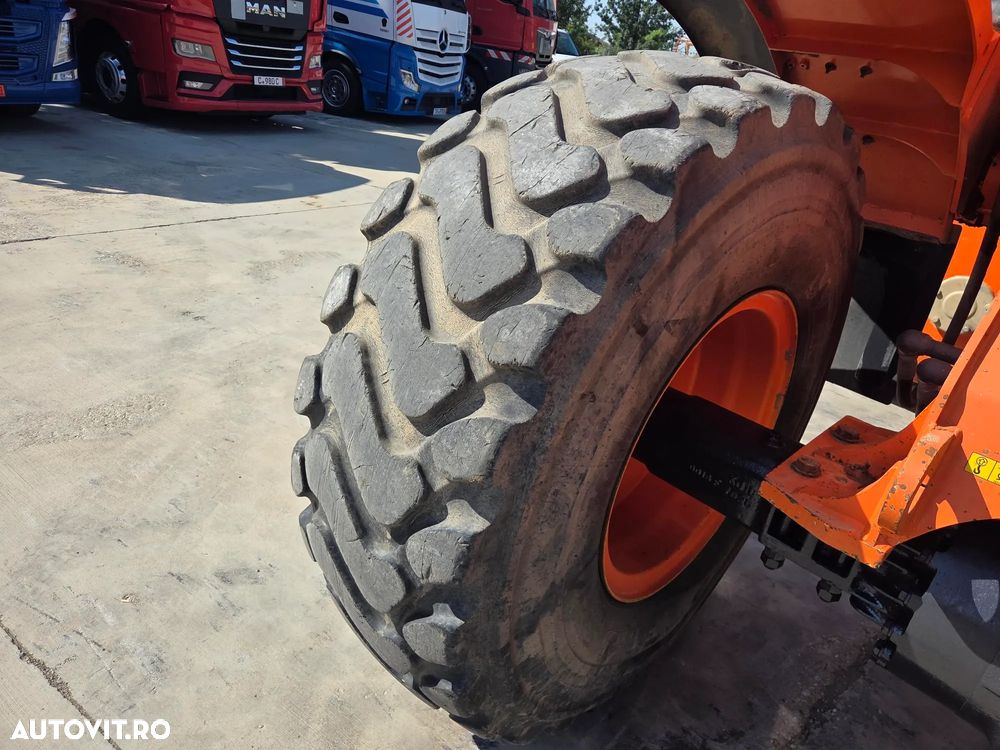 Hitachi ZW150-6, 2018, 5.304h, 21.348km, cupa 2,5mc, Masa 14 tone, cupla rapida, anv Michelin 80% ok, cantar, camera spate masalier, FULL OPTION, filtru suplimentar, Aer cond, rulat in Germania, posibilitate leasing, STARE FOARTE BUNA-PROMOTIE 69.900 EUR+Tva - 13