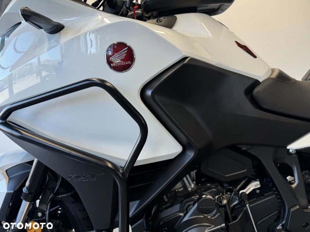 Honda NT - 23