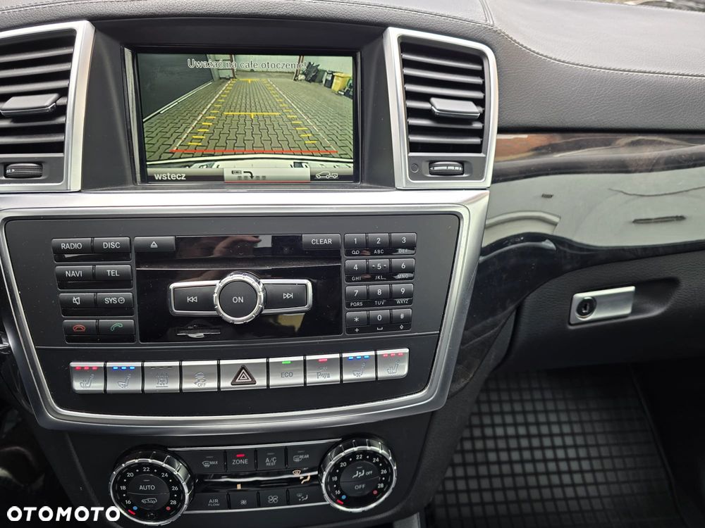 Mercedes-Benz GL - 19