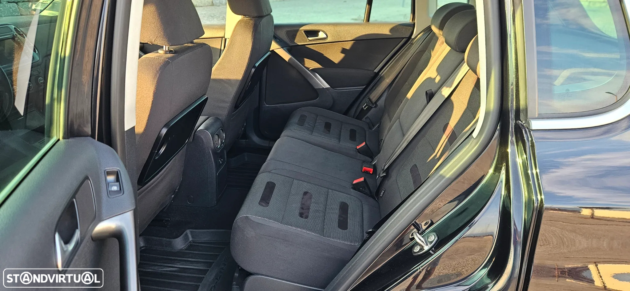 VW Tiguan 2.0 TDI Sport 4Motion - 6