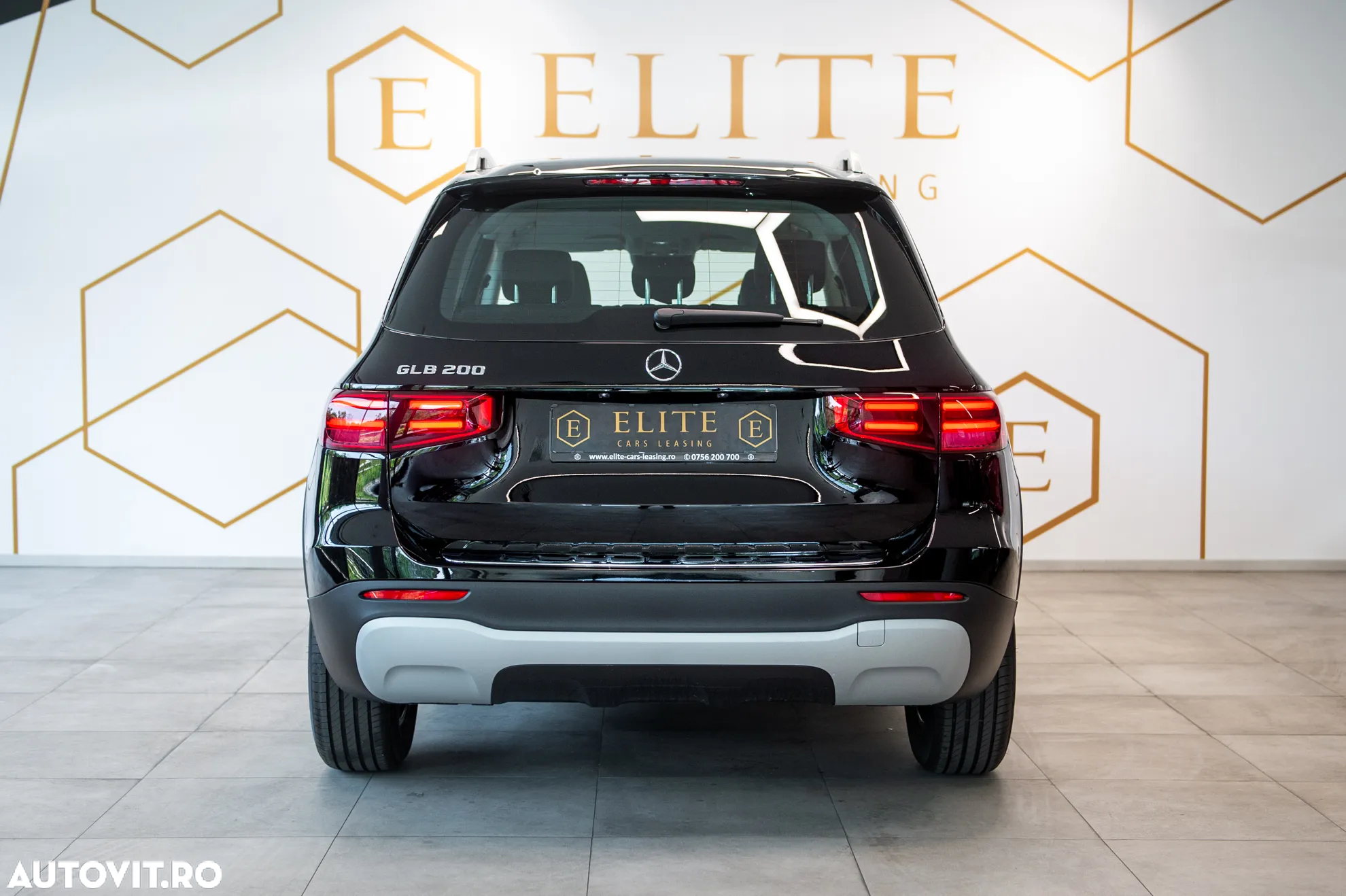 Mercedes-Benz GLB 200 7G-DCT - 9