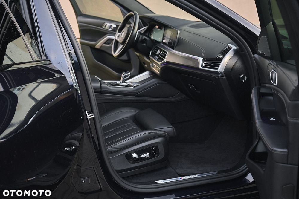 BMW X6M - 27