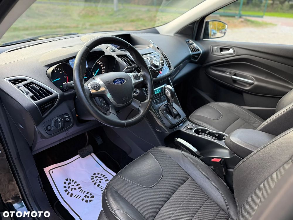 Ford Kuga 2.0 TDCi 4x4 Titanium - 19