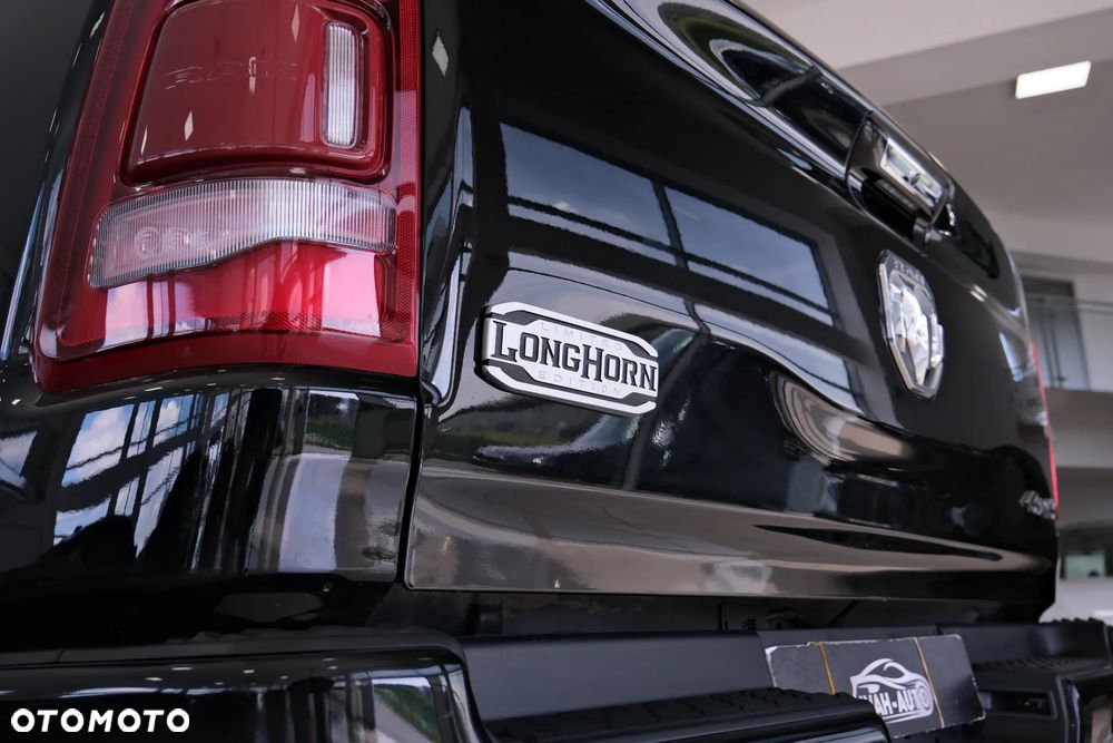 RAM 1500 Crew Cab Longhorn - 19