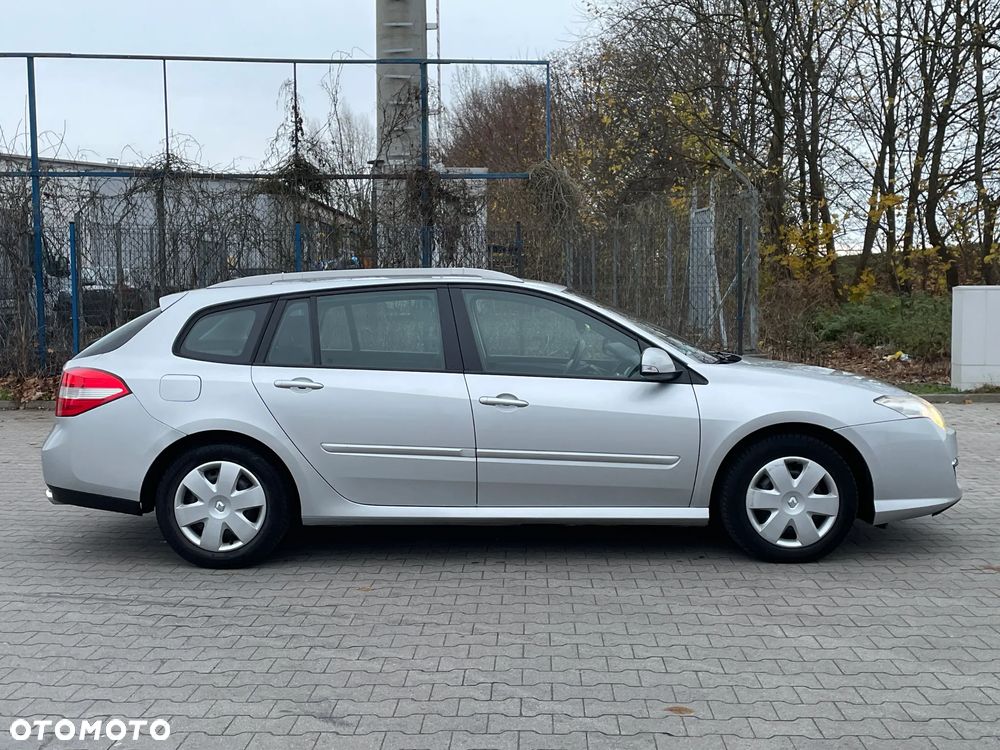 Renault Laguna 2.0 DCi Expression - 11