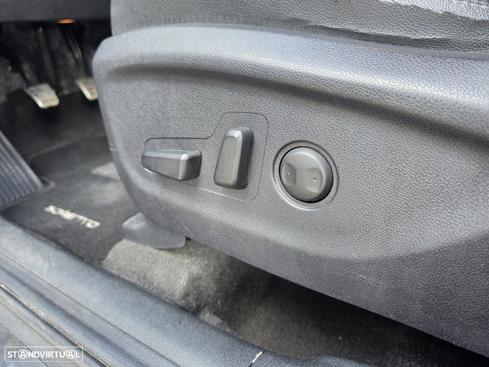 Kia Sorento 2.2 CRDi TOP - 21