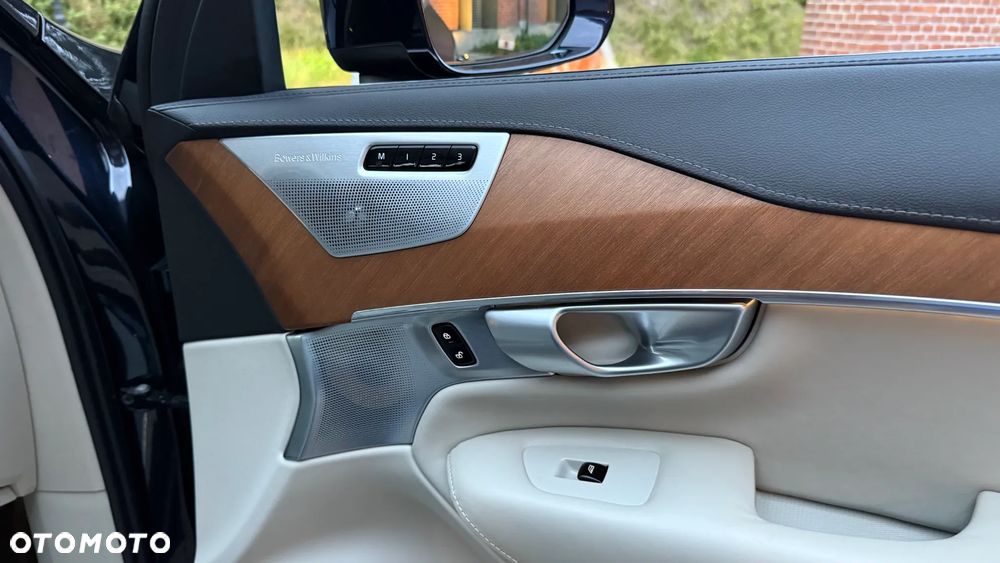 Volvo XC 90 D5 AWD Inscription 7os - 33