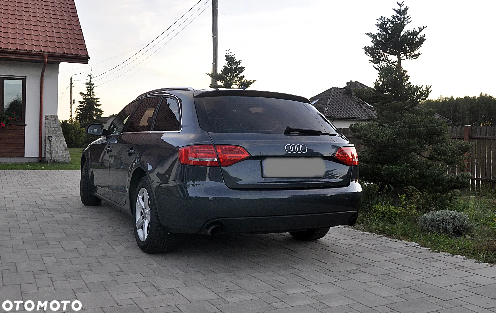 Audi A4 - 4