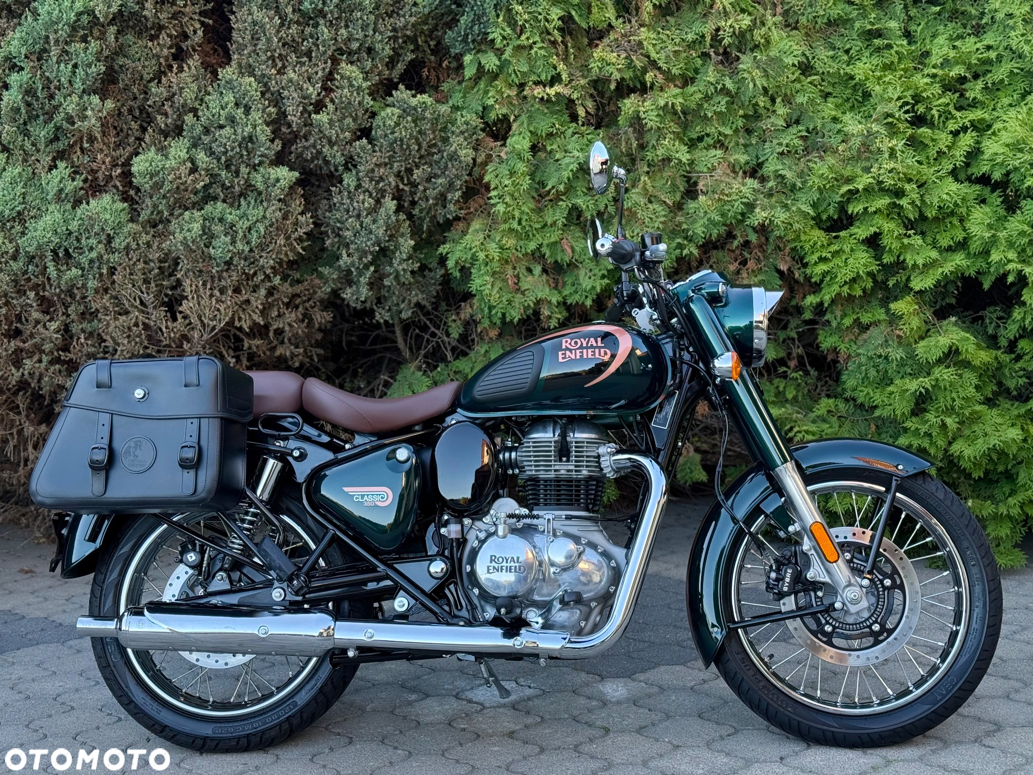 Royal Enfield Classic - 2