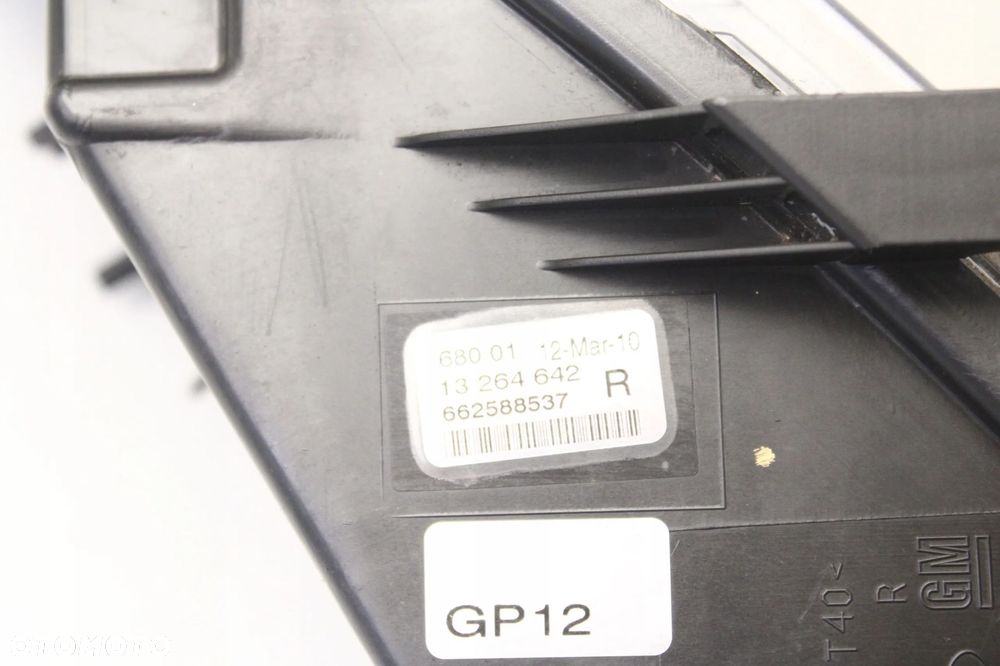 OPEL ASTRA J HALOGEN PRAWY LAMPA PRZECIWMIEGLNA ZDERZAKA 13264642 - 5