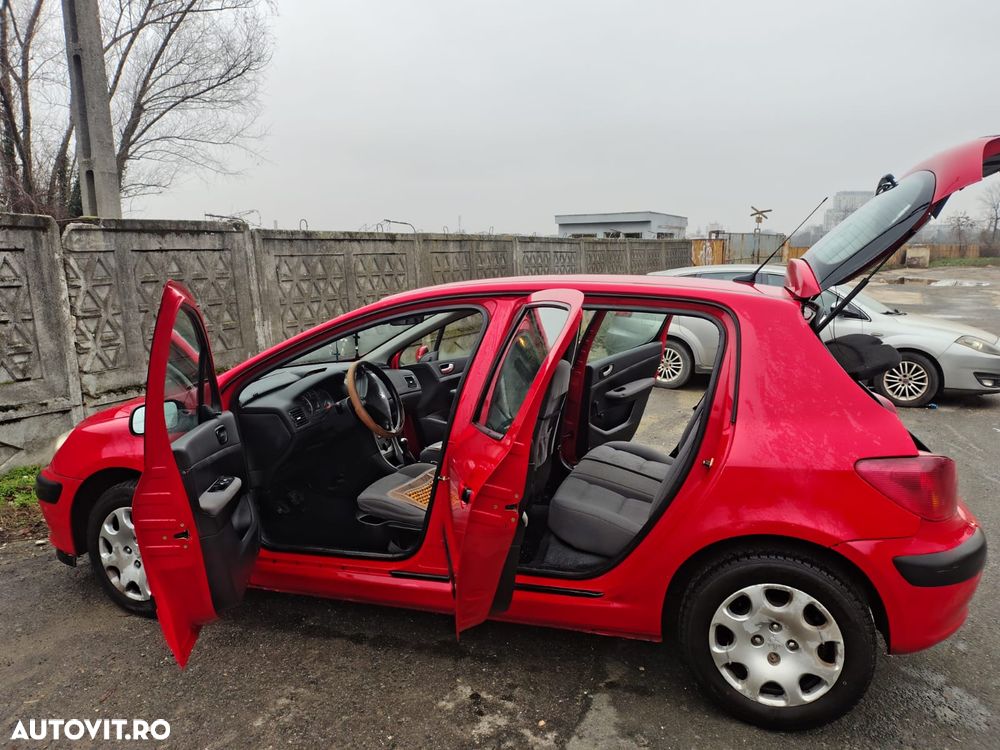 Peugeot 307 1.4HDi XR - 12