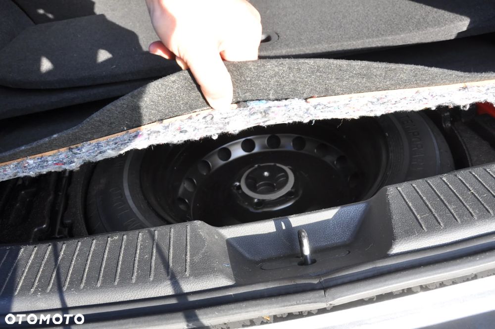 Nissan Qashqai 1.3 DIG-T MHEV Xtronic N-Connecta - 12