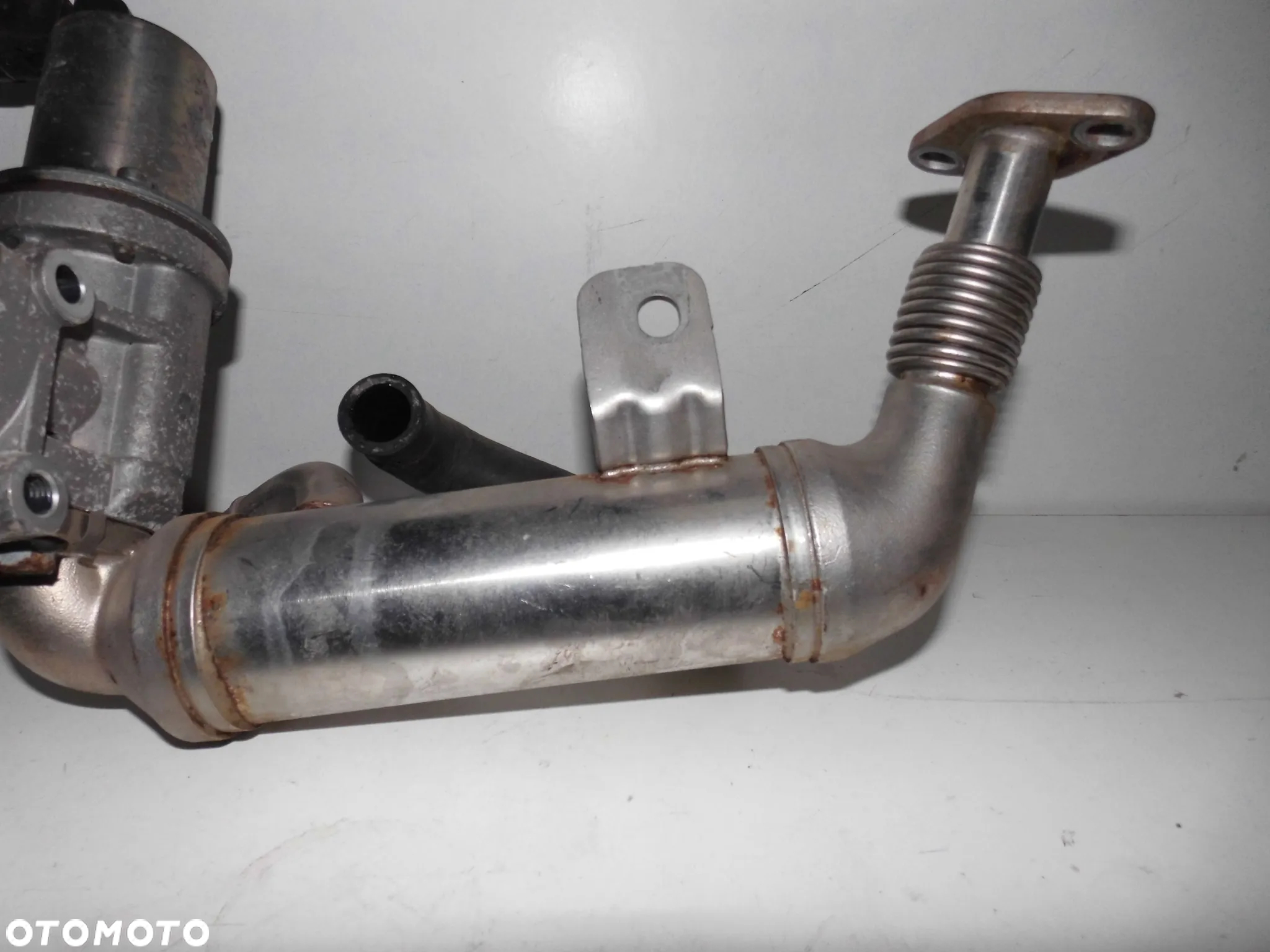 ZAWÓR EGR CHŁODNICA SPALIN KIA CEED HYUNDAI I30 1.6 CRDI 28416-2A410 28410-2A120 - 2