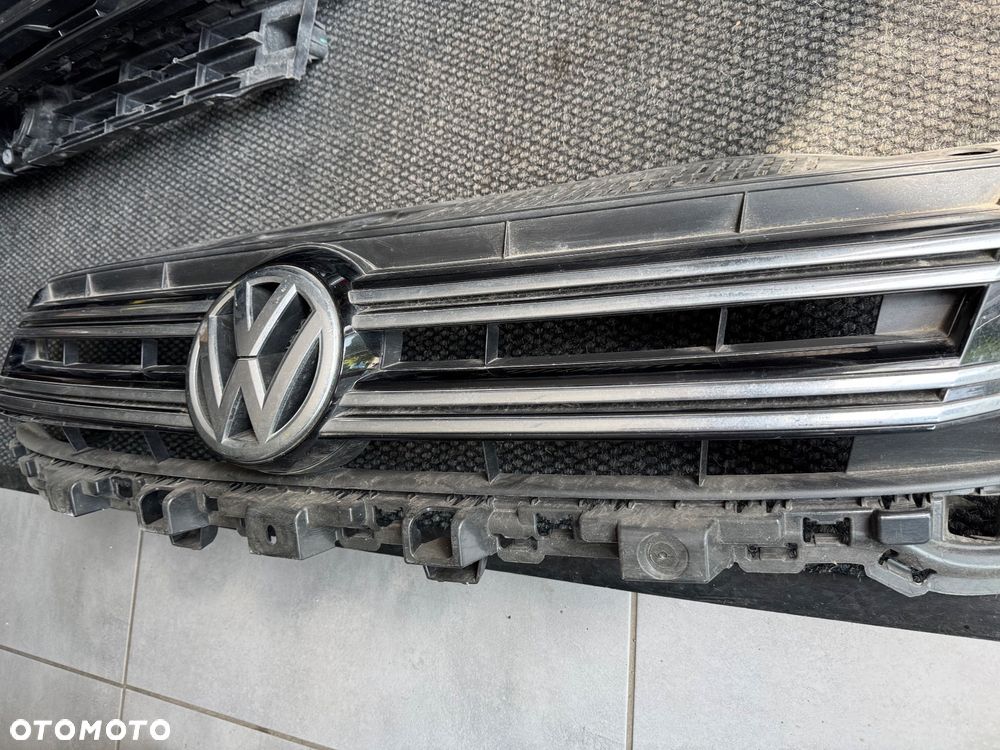 Volkswagen Tiguan 5N0 atrapa przód grill - 3
