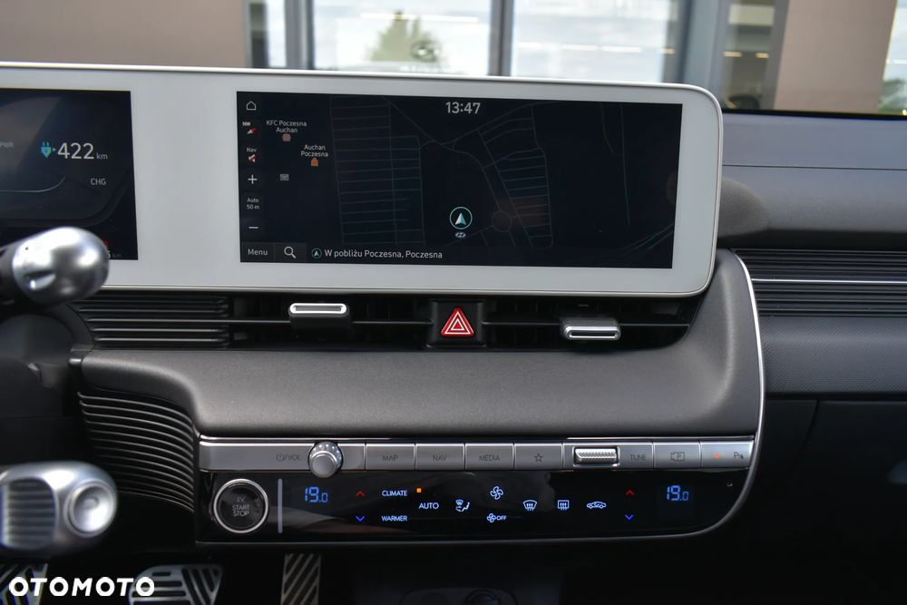 Hyundai IONIQ - 9