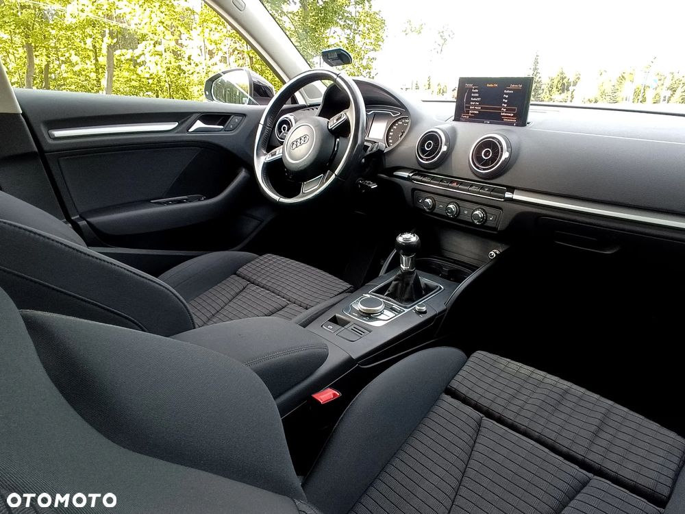 Audi A3 Sportback 1.4 TFSI S line Sportpaket - 21