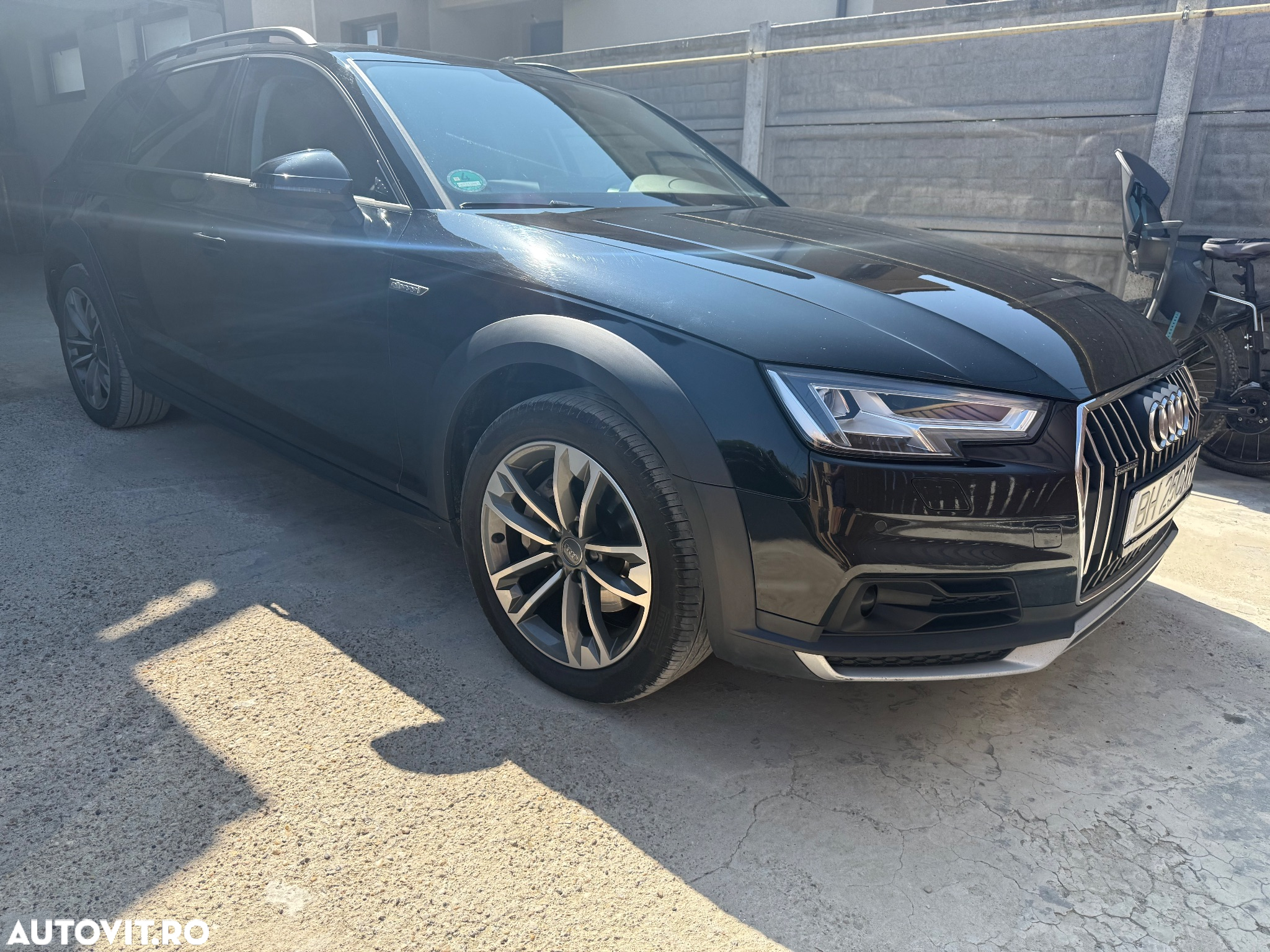 Audi A4 Allroad 2.0 TDI Quattro S tronic - 32