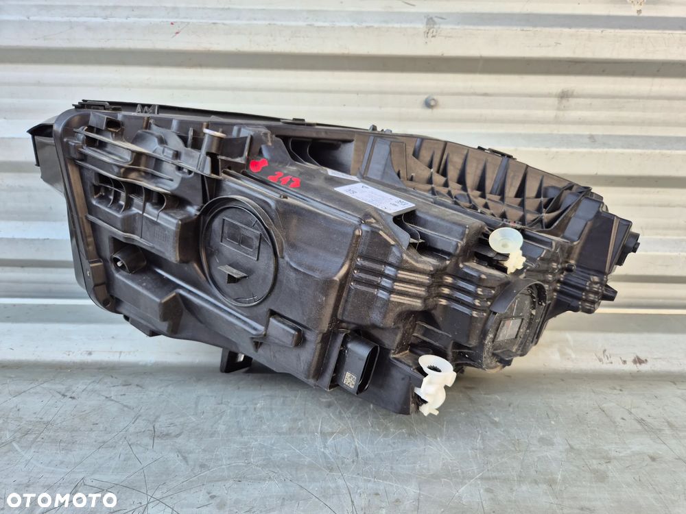 Lampa prawa Mercedes GLA W247 A2479064204 - 8