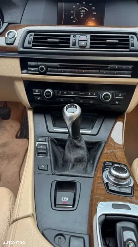 BMW Seria 5 520d Efficient Dynamics Edition - 2