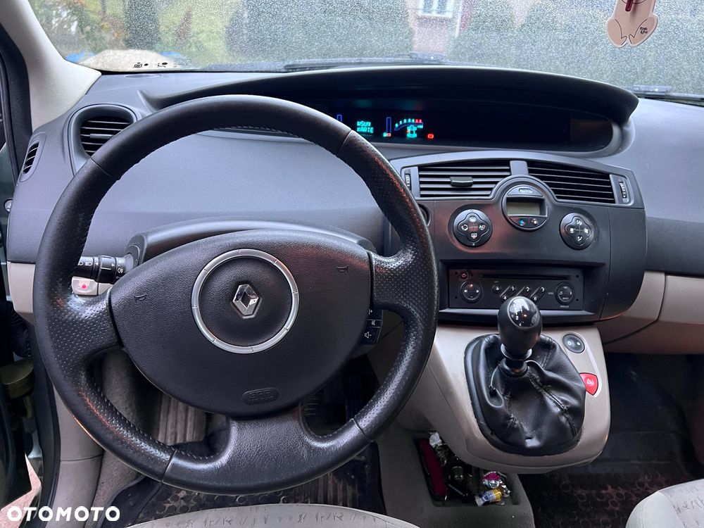 Renault Scenic - 10