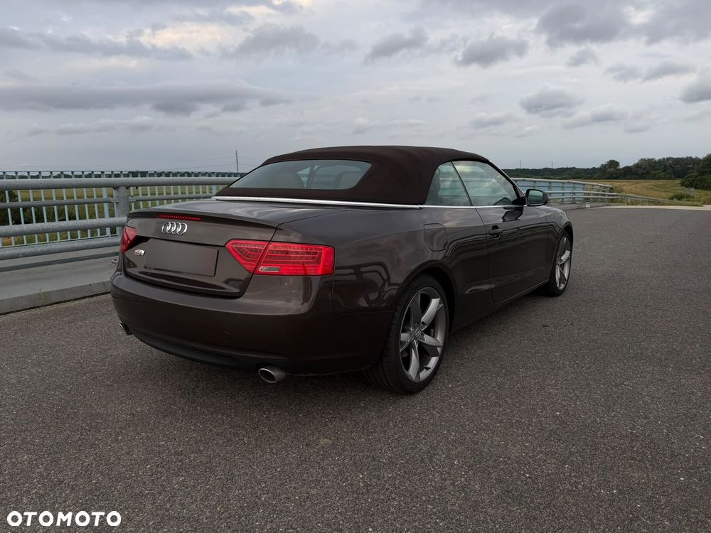 Audi A5 Cabrio - 6