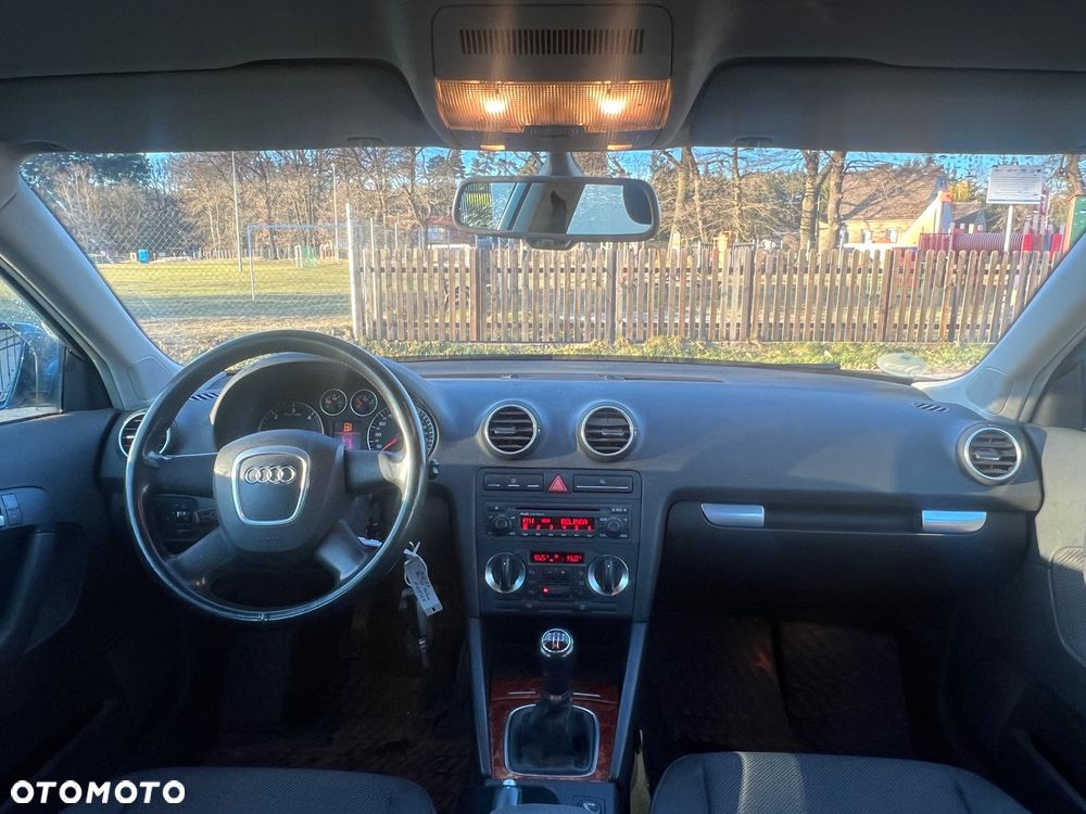 Audi A3 Sportback 1.9 TDI Attraction - 18