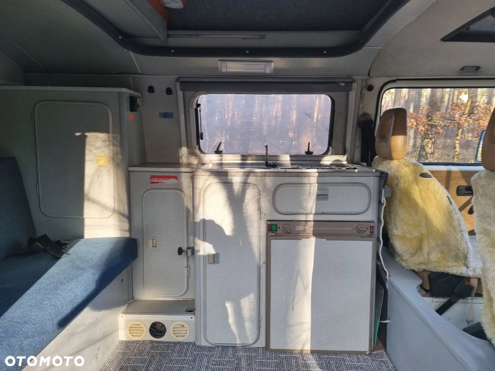 Volkswagen Transporter - 21