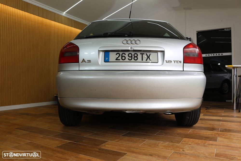 Audi A3 1.9 TDI Attraction - 24