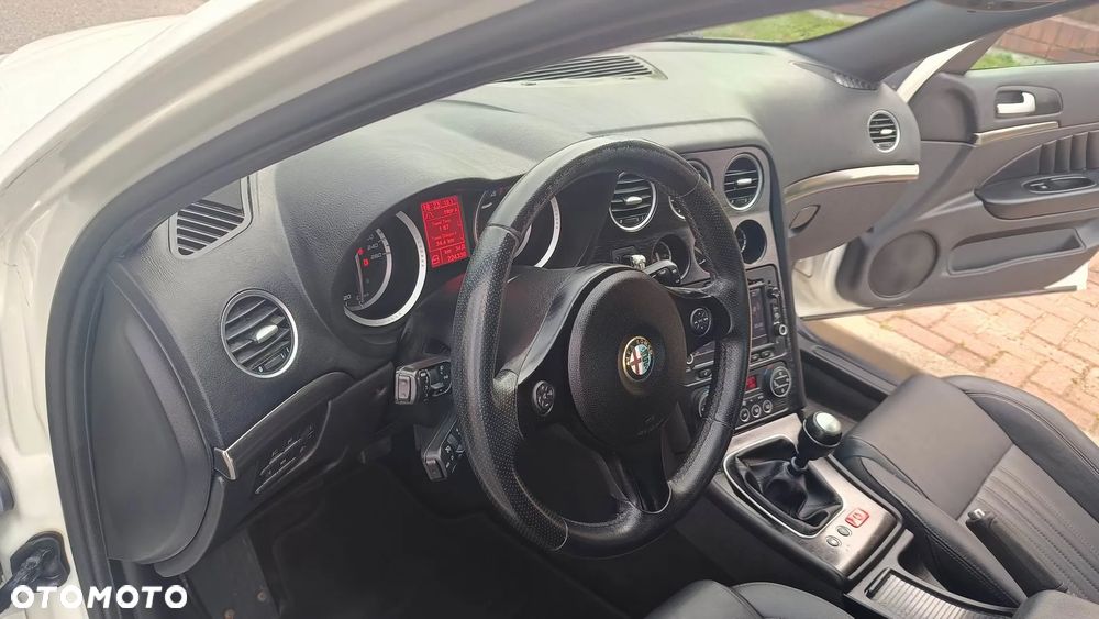 Alfa Romeo 159 2.0JTDM Sport - 22