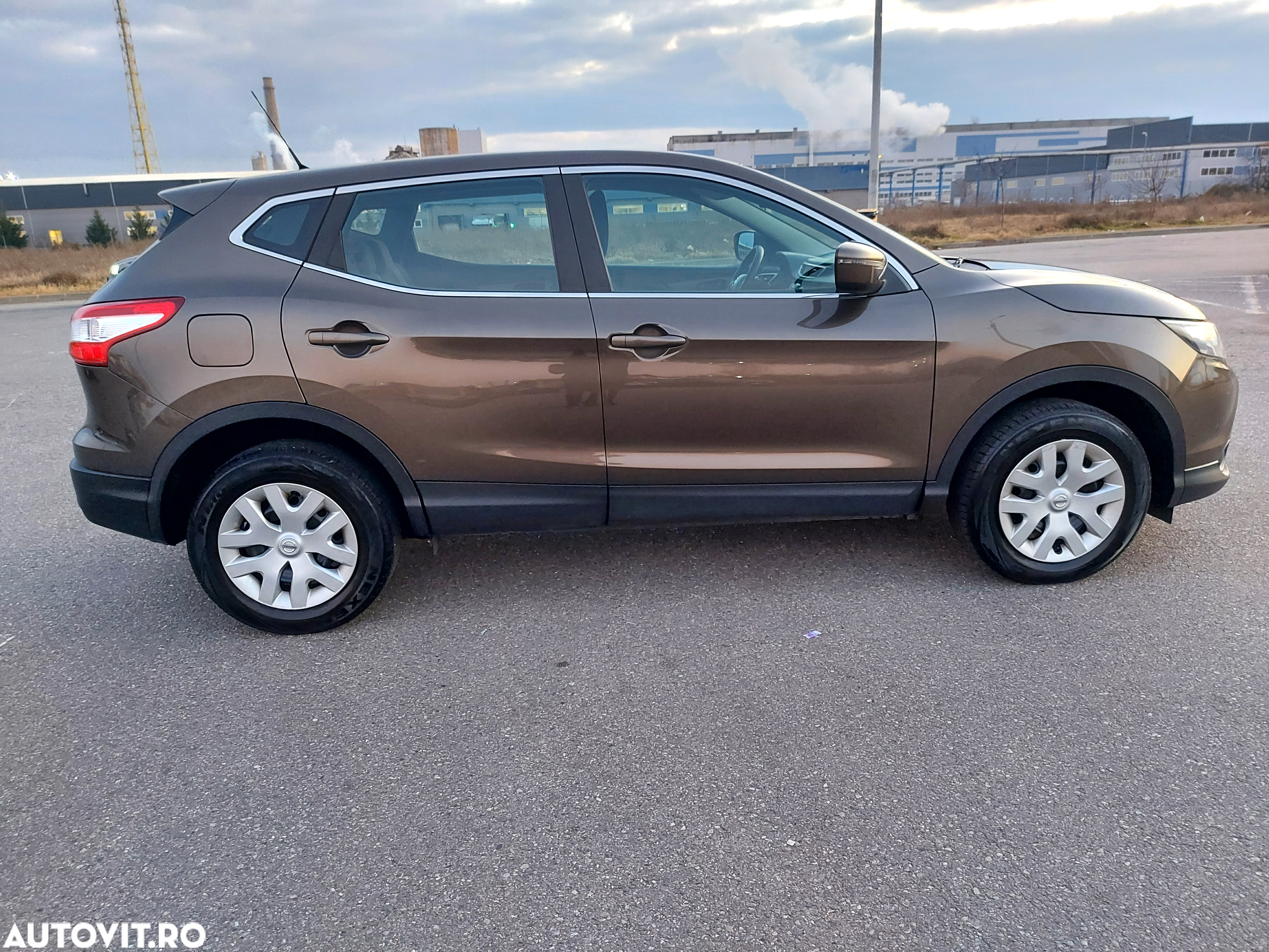 Nissan Qashqai - 4