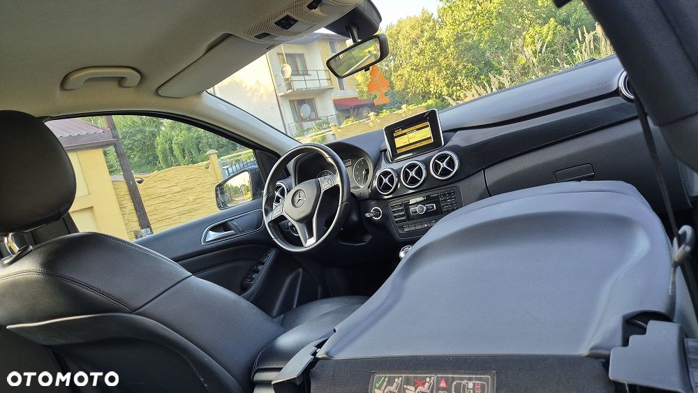 Mercedes-Benz Klasa B 180 BlueEFFICIENCY Edition - 7