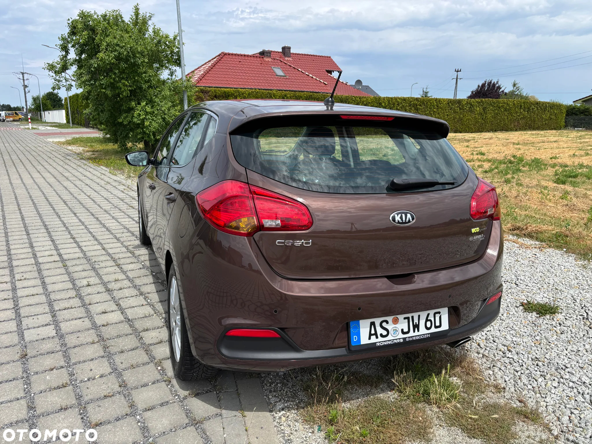 Kia Ceed 1.6 CRDi 128 Dream Team Edition - 4