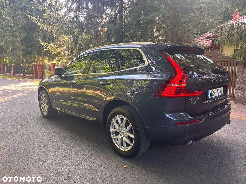 Volvo XC 60 D4 AWD Momentum - 6