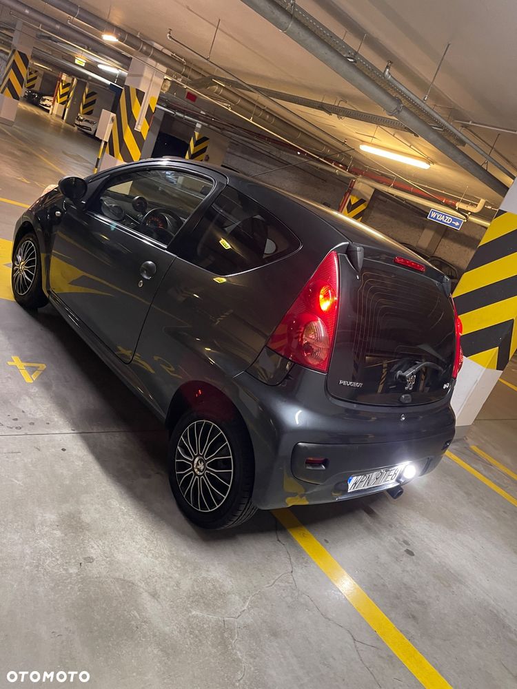 Peugeot 107 1.0 Active - 21