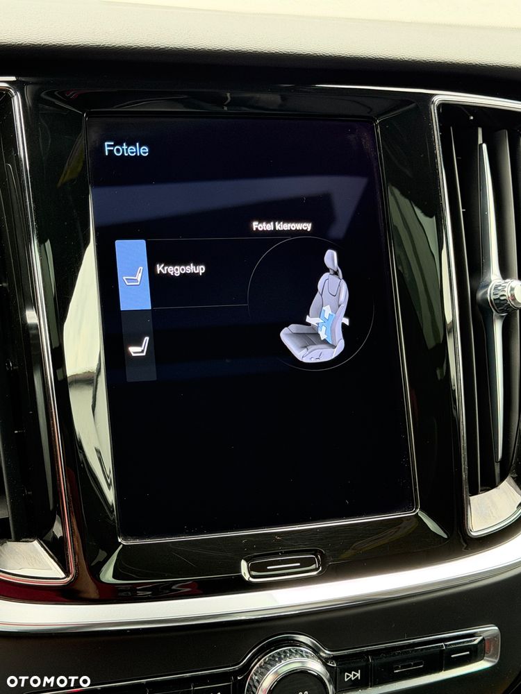 Volvo V60 B4 D Geartronic RDesign - 17