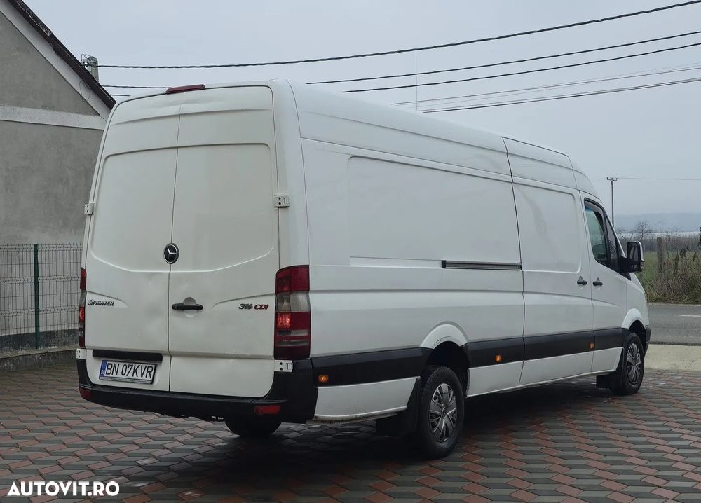 Mercedes-Benz Sprinter - 3