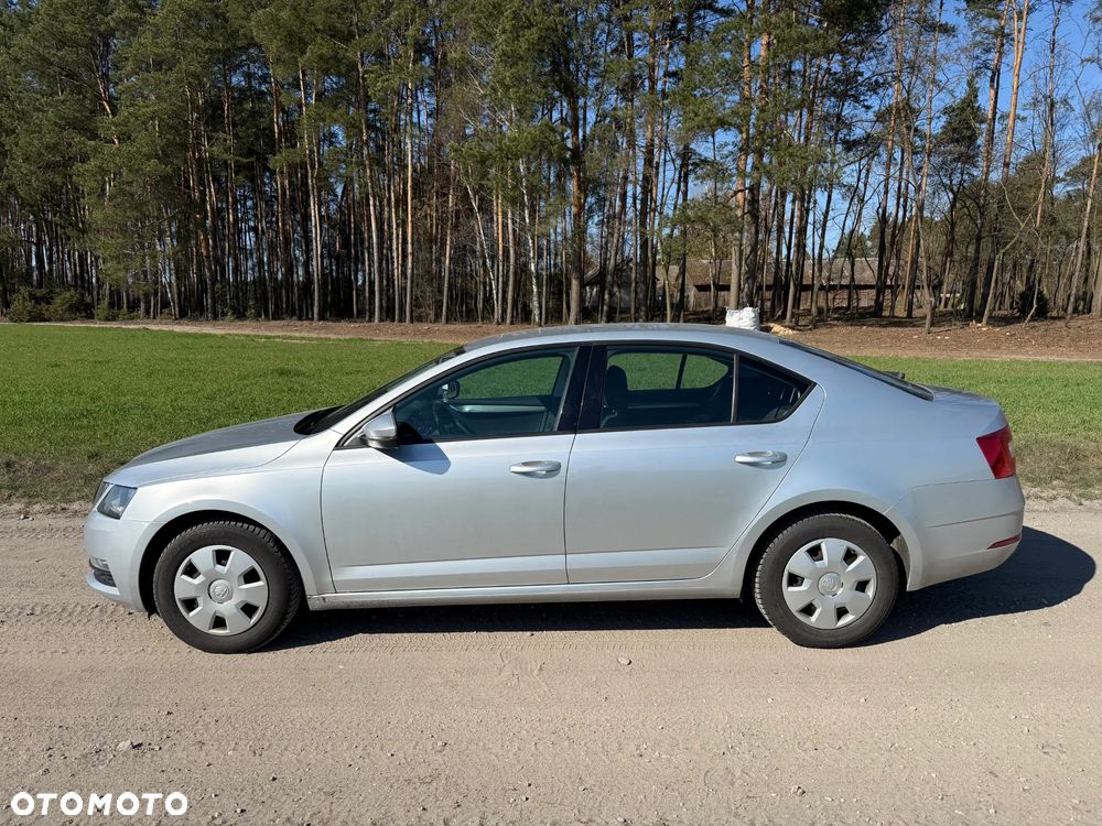 Skoda Octavia 1.6 TDI Ambition - 8