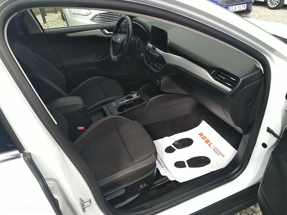 Ford Focus 1.0 EcoBoost Active Business - 14