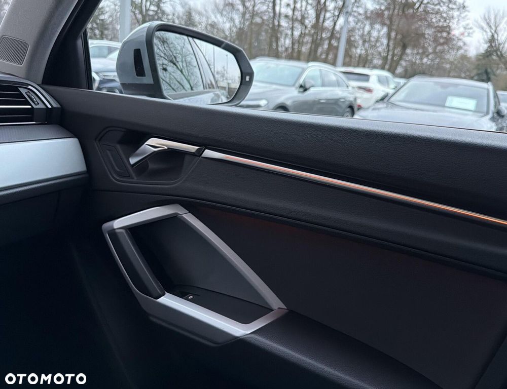 Audi Q3 35 TFSI S tronic - 23