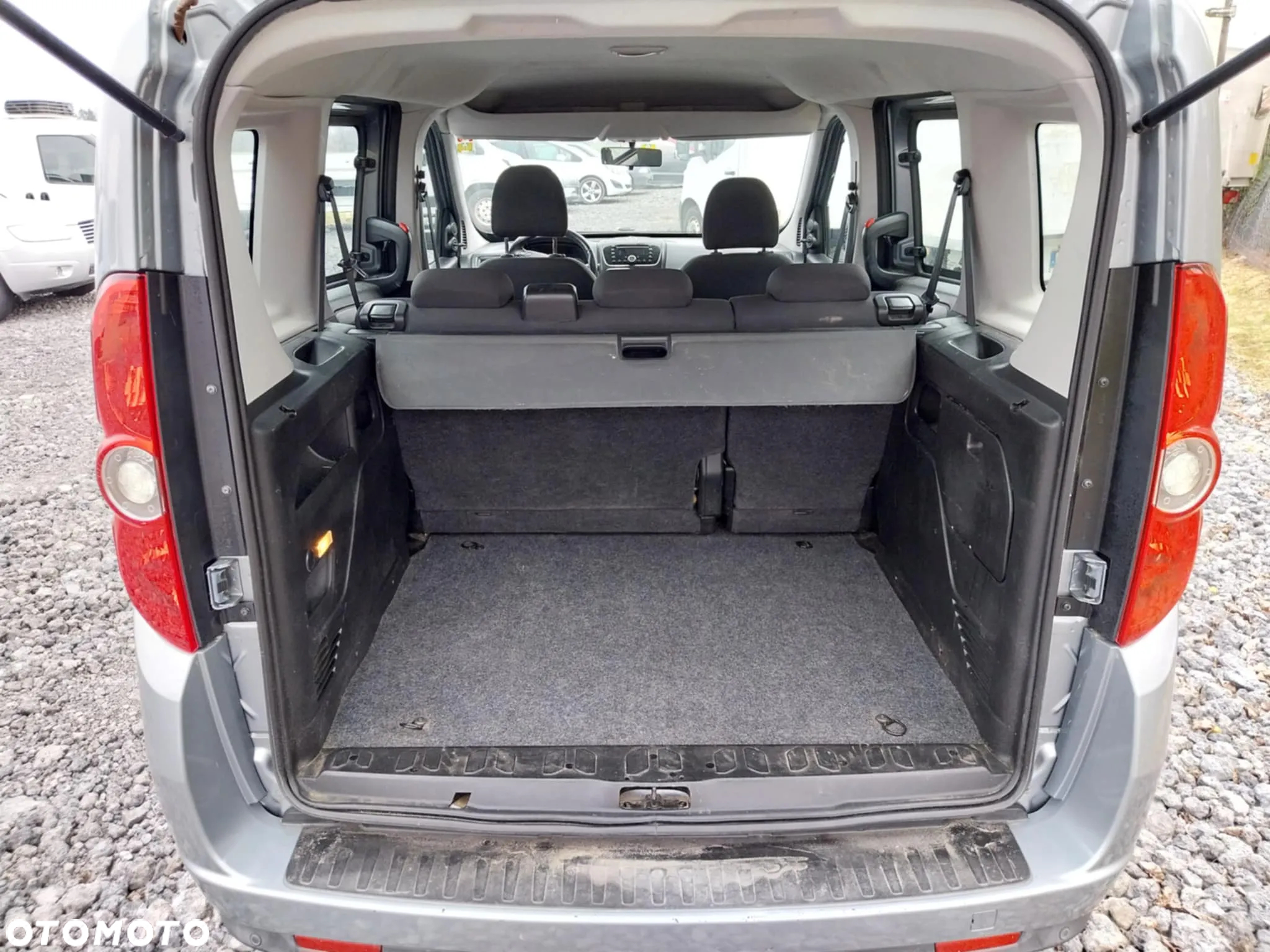 Fiat Doblo 1.4 T-Jet 16V Dynamic CNG - 7