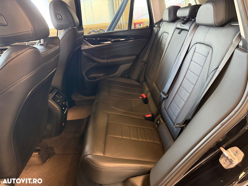 BMW X3 xDrive20d Aut. Luxury Line - 13